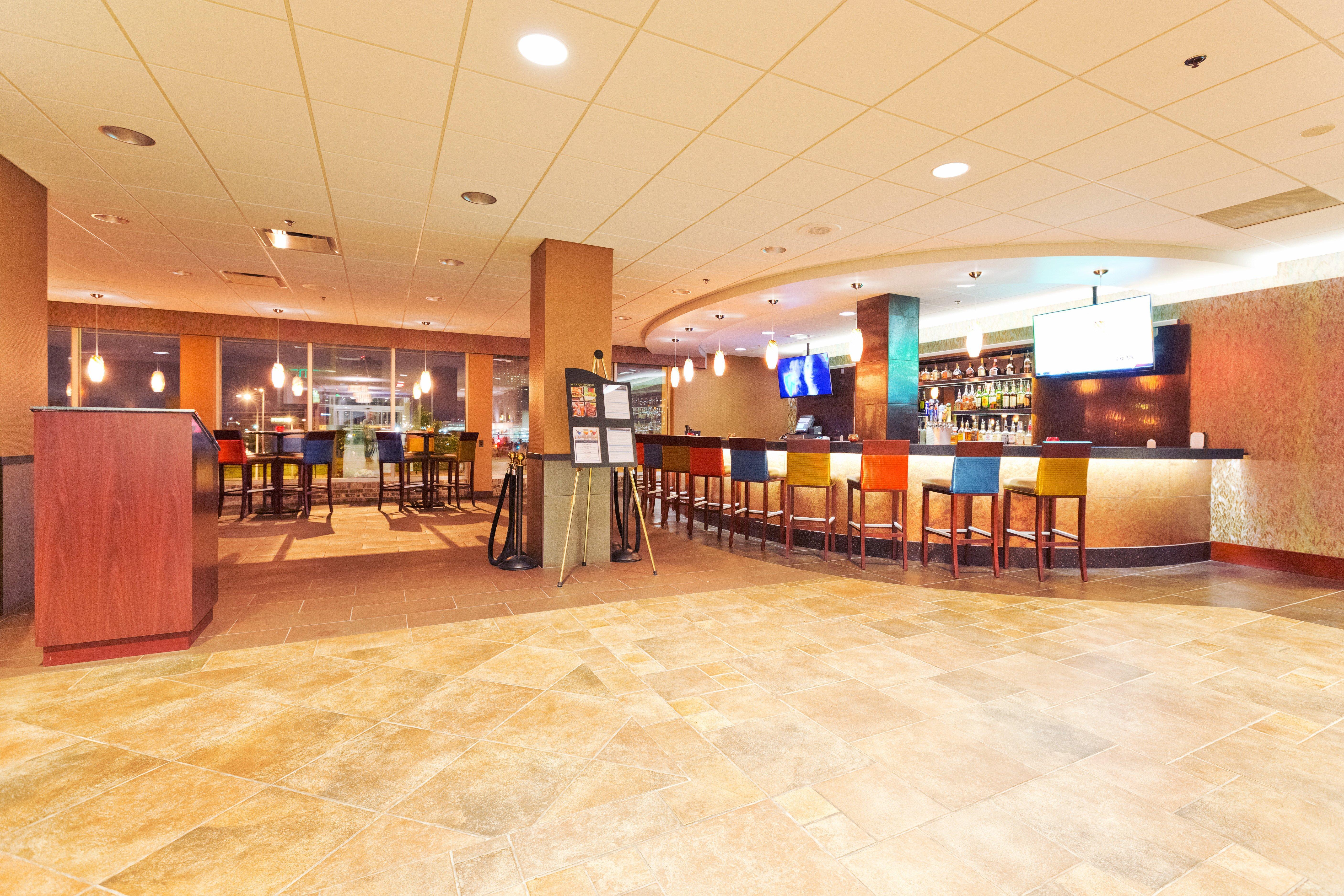 Holiday Inn Des Moines-Downtown-Mercy Campus By Ihg Экстерьер фото