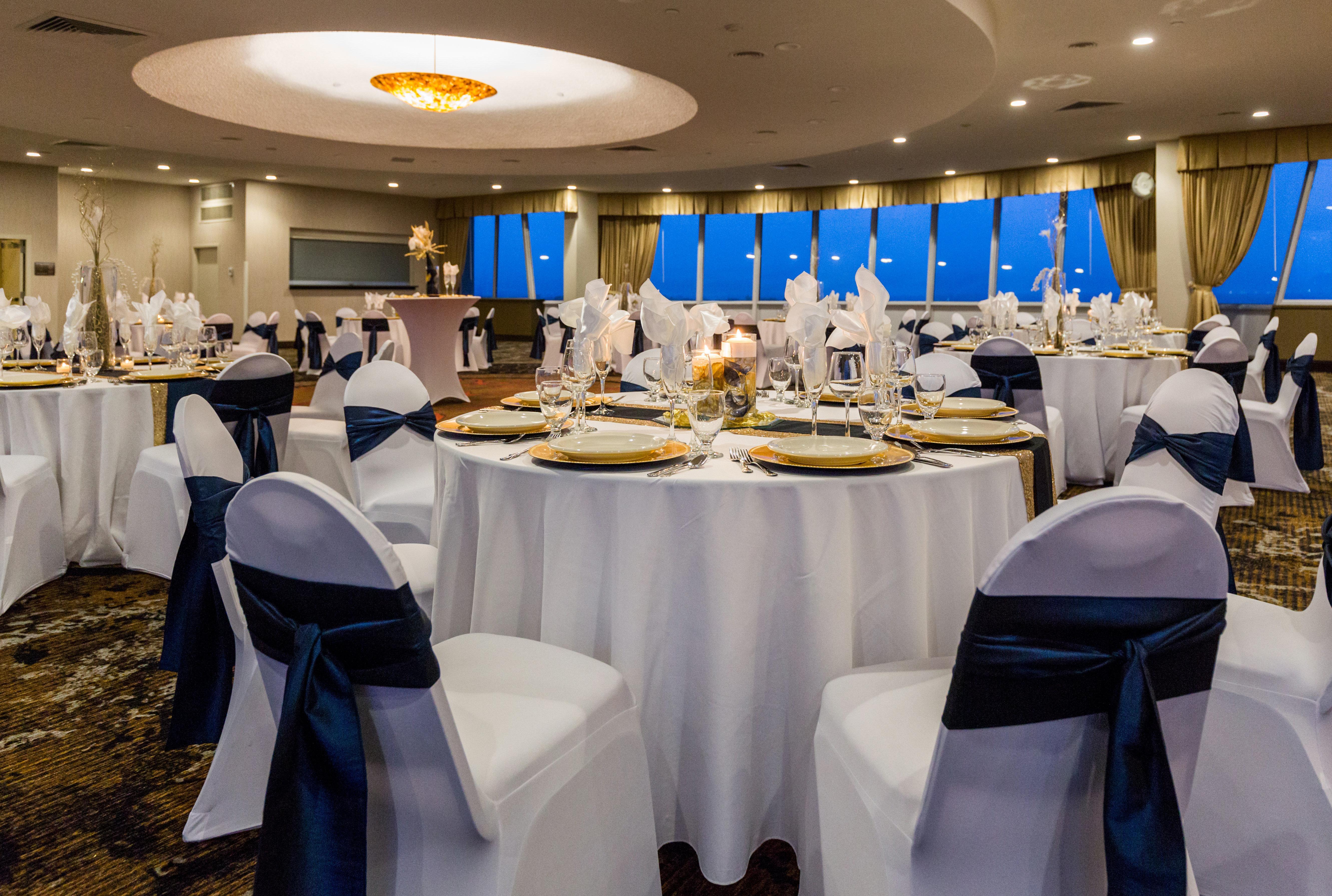 Holiday Inn Des Moines-Downtown-Mercy Campus By Ihg Экстерьер фото