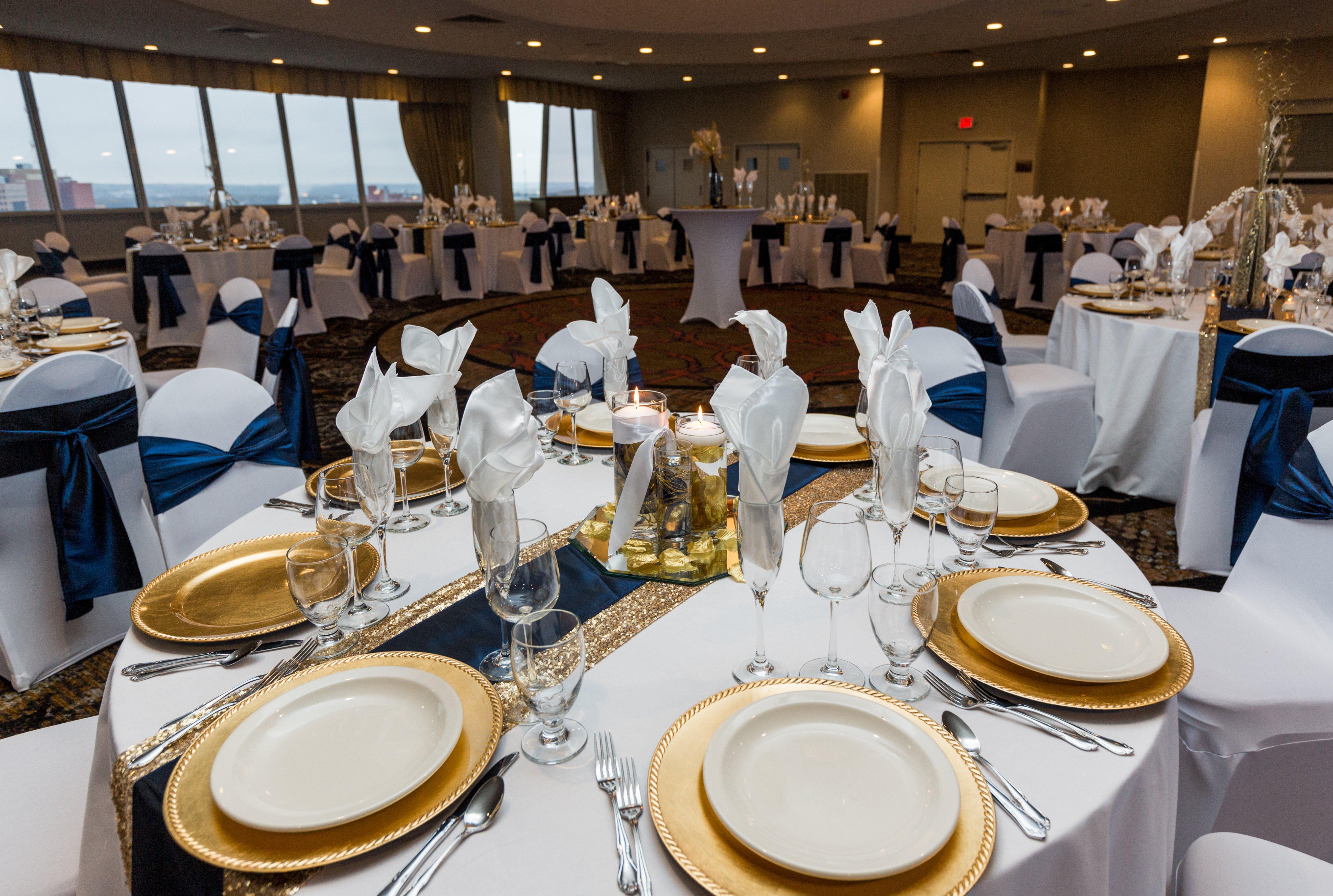 Holiday Inn Des Moines-Downtown-Mercy Campus By Ihg Экстерьер фото