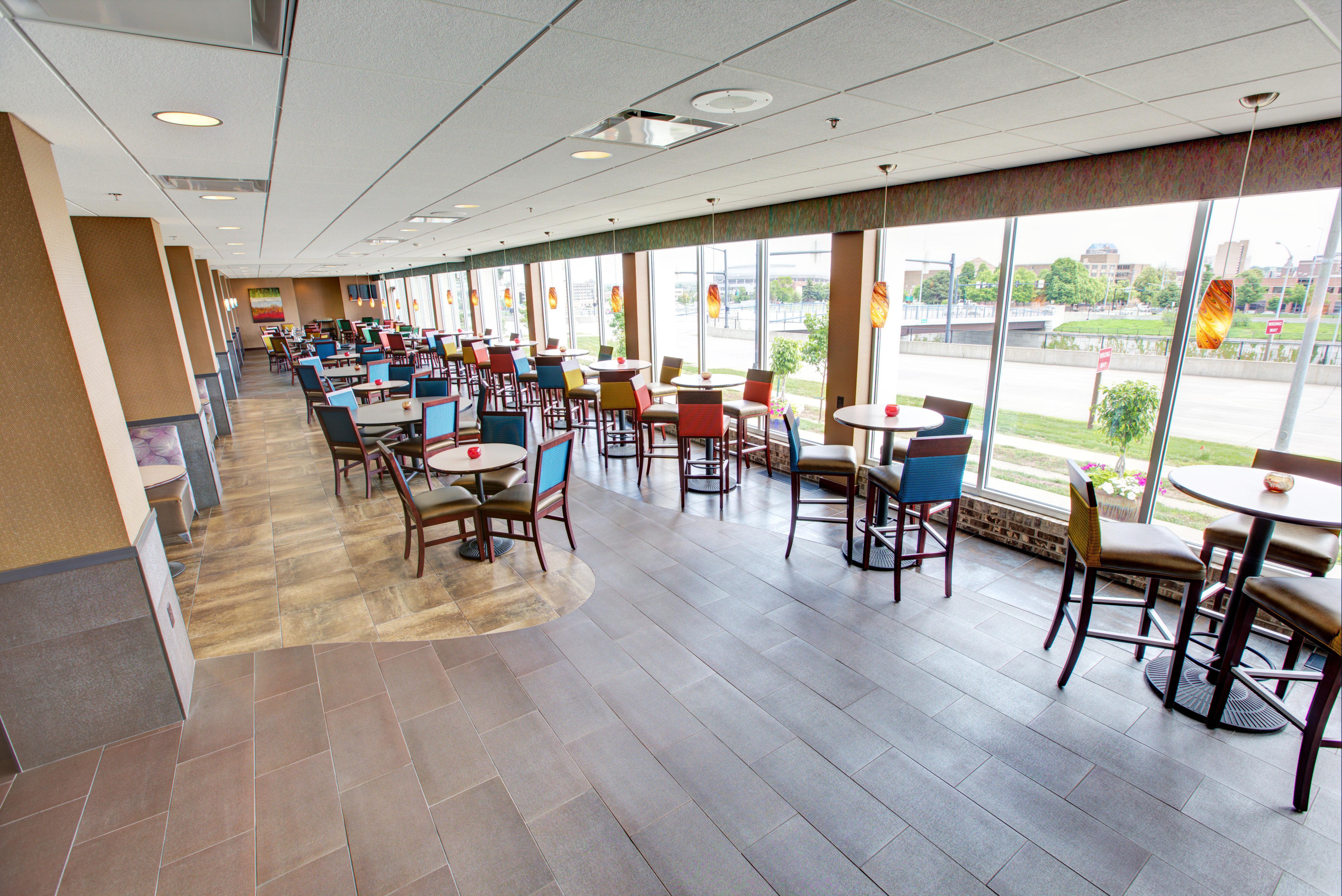Holiday Inn Des Moines-Downtown-Mercy Campus By Ihg Экстерьер фото