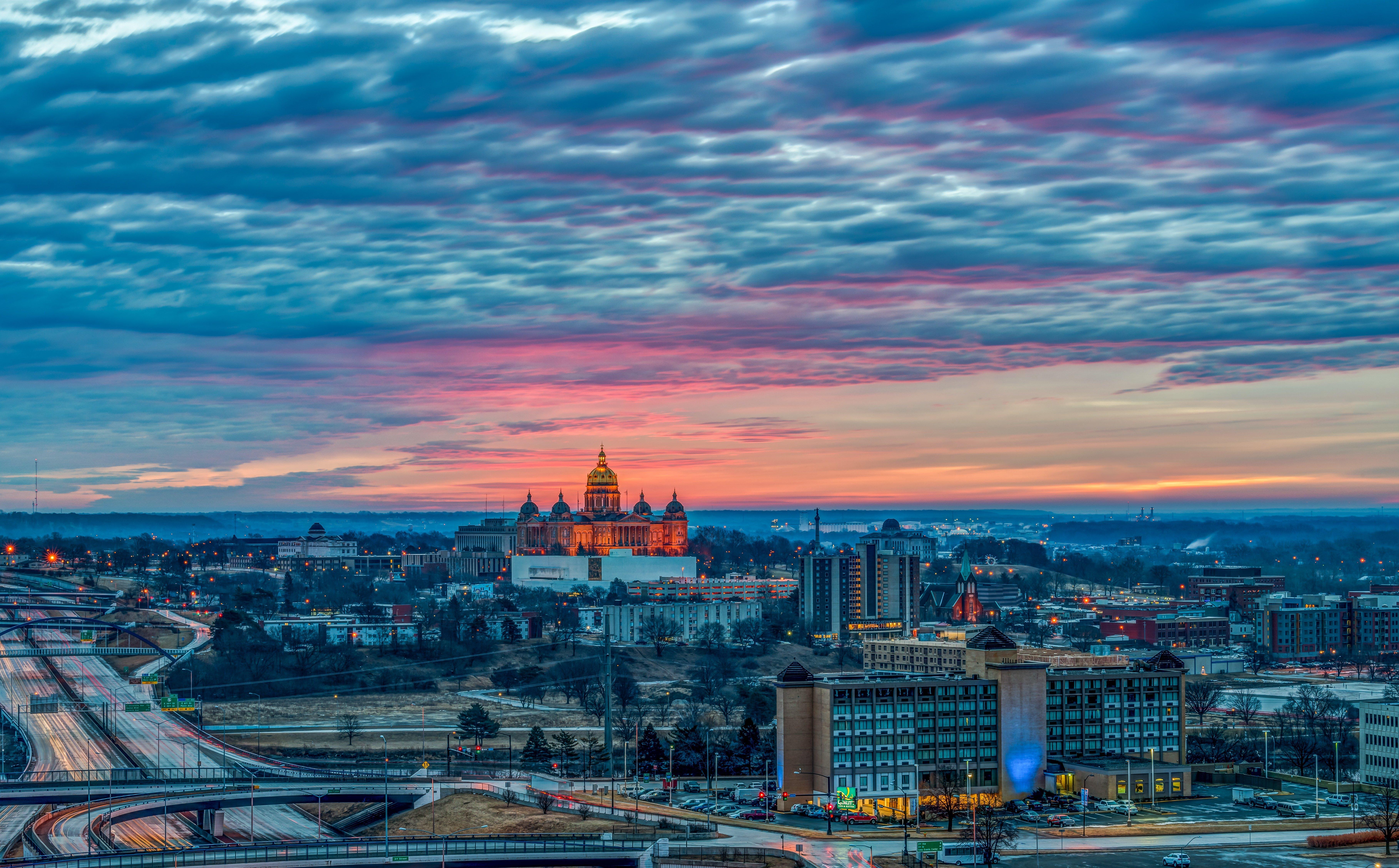 Holiday Inn Des Moines-Downtown-Mercy Campus By Ihg Экстерьер фото