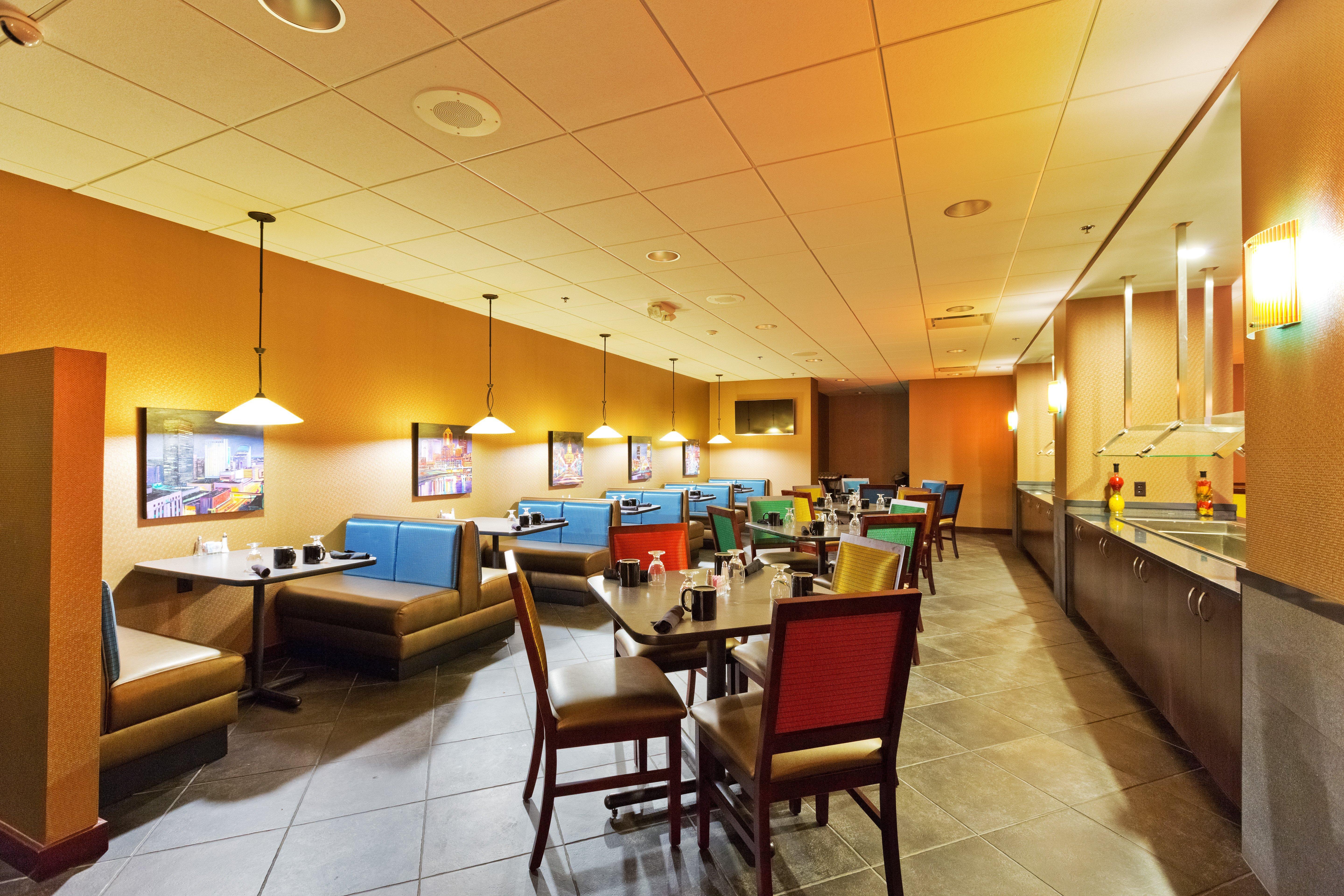 Holiday Inn Des Moines-Downtown-Mercy Campus By Ihg Экстерьер фото