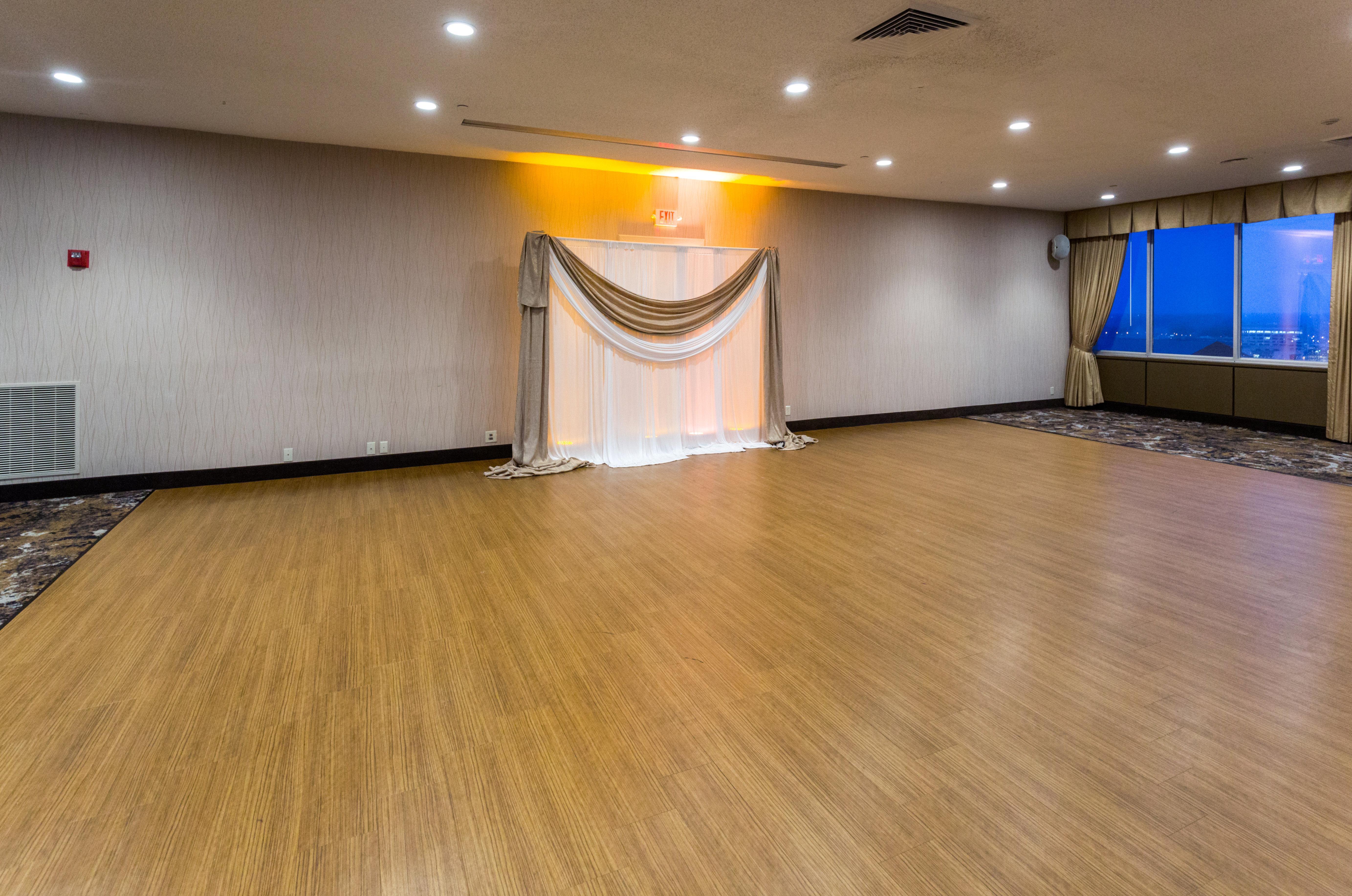 Holiday Inn Des Moines-Downtown-Mercy Campus By Ihg Экстерьер фото